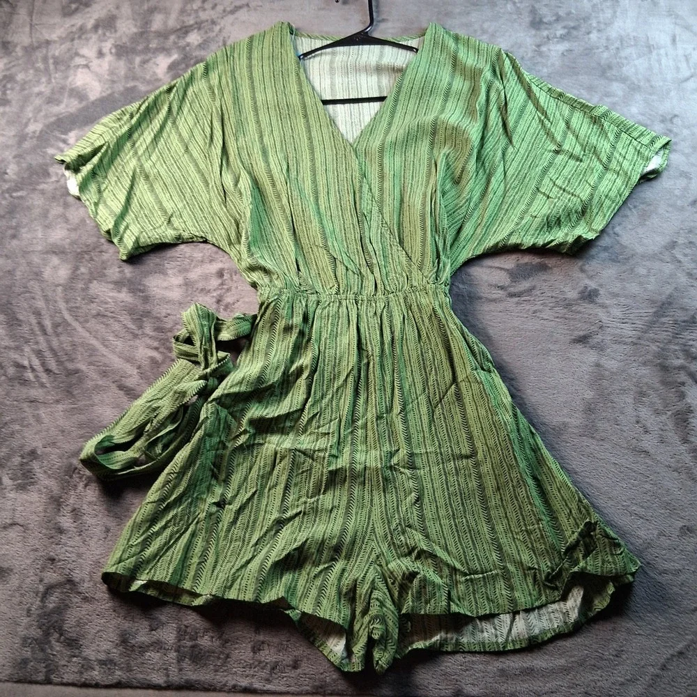 Cupshe lightweight green